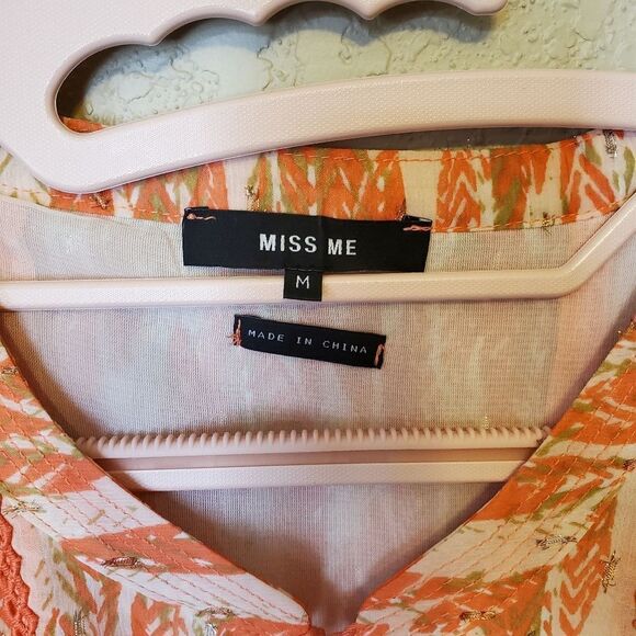 Miss Me Swing Halter Top Feminine Flirty Tassled Feather Print Blouse - Picture 6 of 9